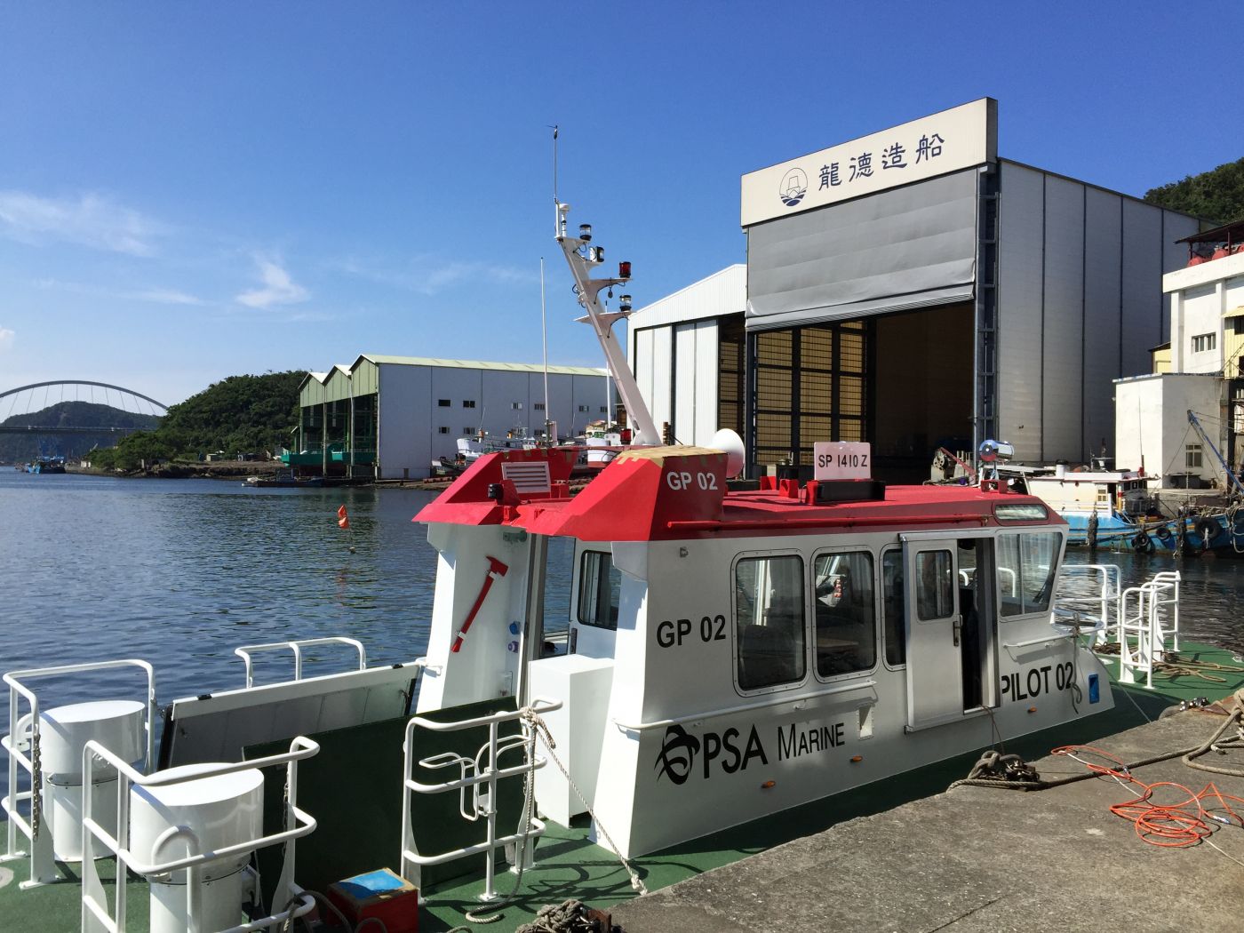 宜蘭龍德造船廠採用成祥技控的第三代多針型避雷針，了解原理、安裝及價格後，評價非常好