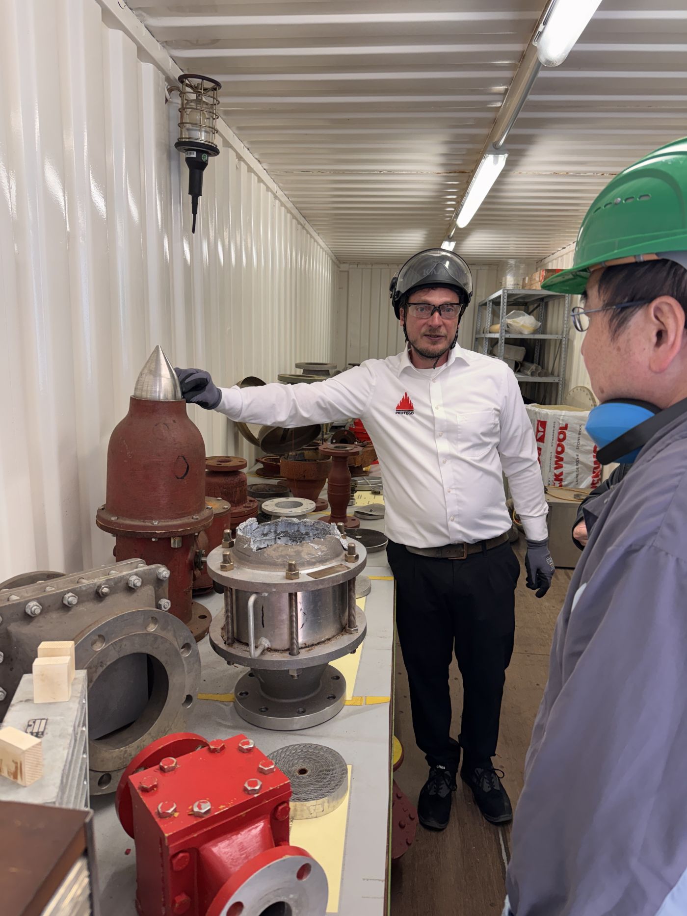 PROTEGO 爆炸測試場展示管道型阻火器與測試管線